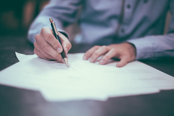 Contratos y Sucesiones